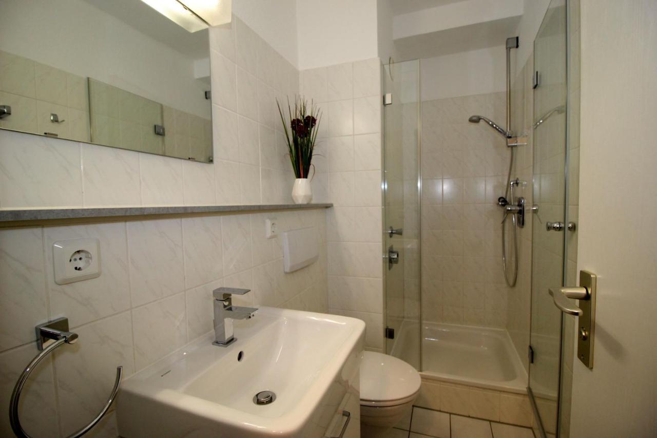 Apartment Trafalgar 231